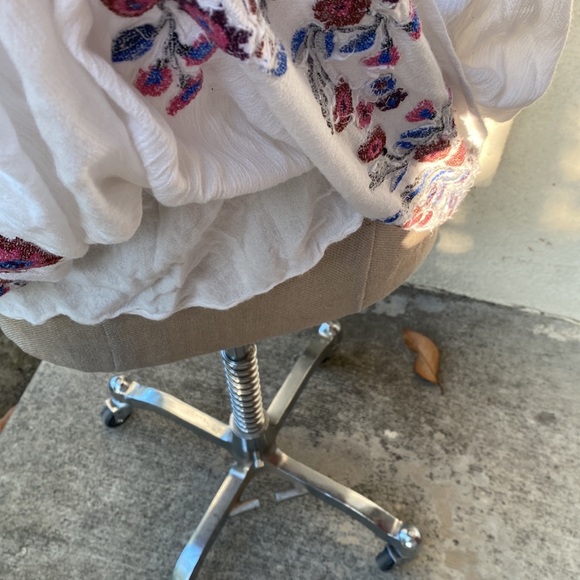 Free Prople Te Almo flowy bell sleeved tunic/dress w/ great embroidered flowers - Picture 5 of 15